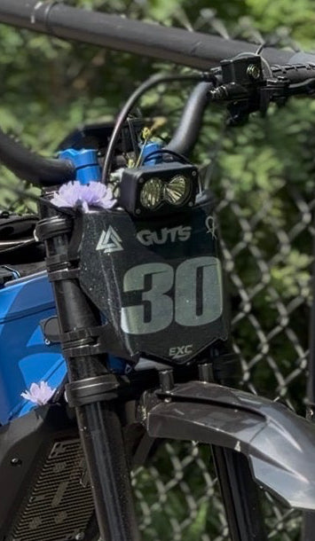 Battery powered Baja light